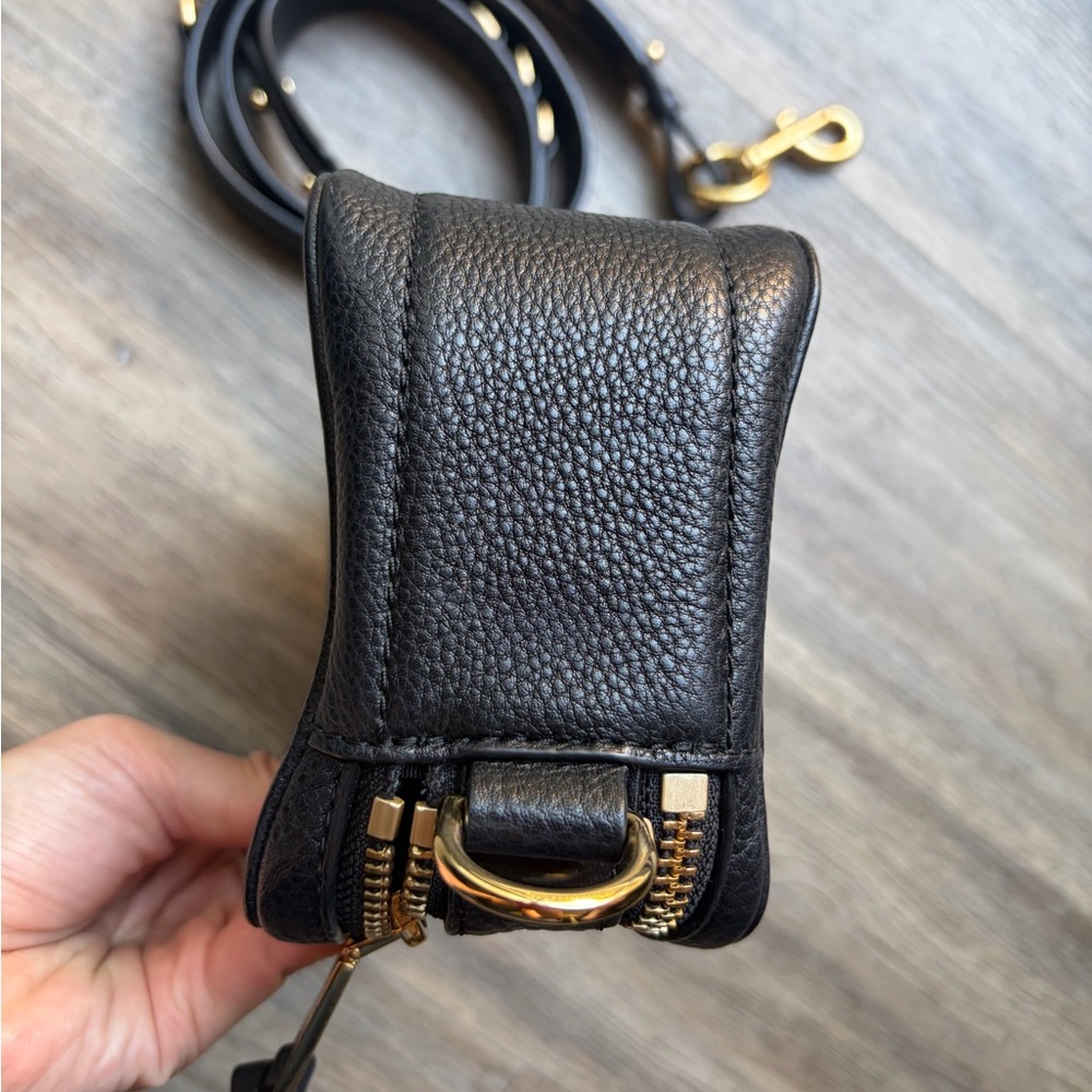 Marc Jacobs SoftShot 21 Leather Crossbody Bag - Picture 8 of 17